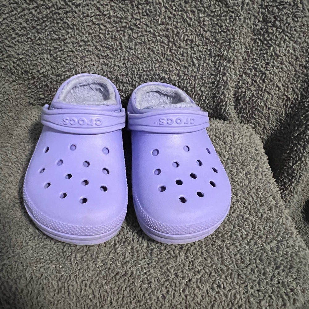 Kids Purple lined crocs